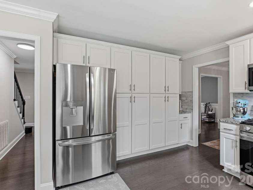 7808 Biddstone Court, Charlotte, NC 28226.  MLS# CAR4414783, YatesRealty ID 45992. 