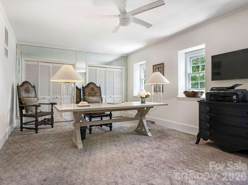 223 Perrin Place, Charlotte, NC 28207.  MLS# CAR4415312, YatesRealty ID 45995. 