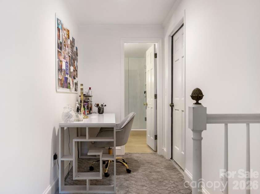 223 Perrin Place, Charlotte, NC 28207.  MLS# CAR4415312, YatesRealty ID 45995. 