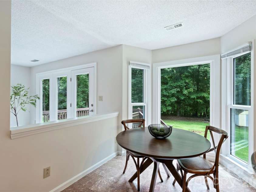 7224 Canyon Drive, Charlotte, NC 28262.  MLS# CAR4414984, YatesRealty ID 45997. 