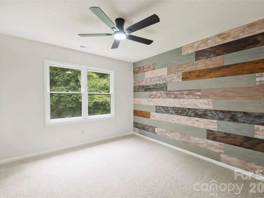 7224 Canyon Drive, Charlotte, NC 28262.  MLS# CAR4414984, YatesRealty ID 45997. 