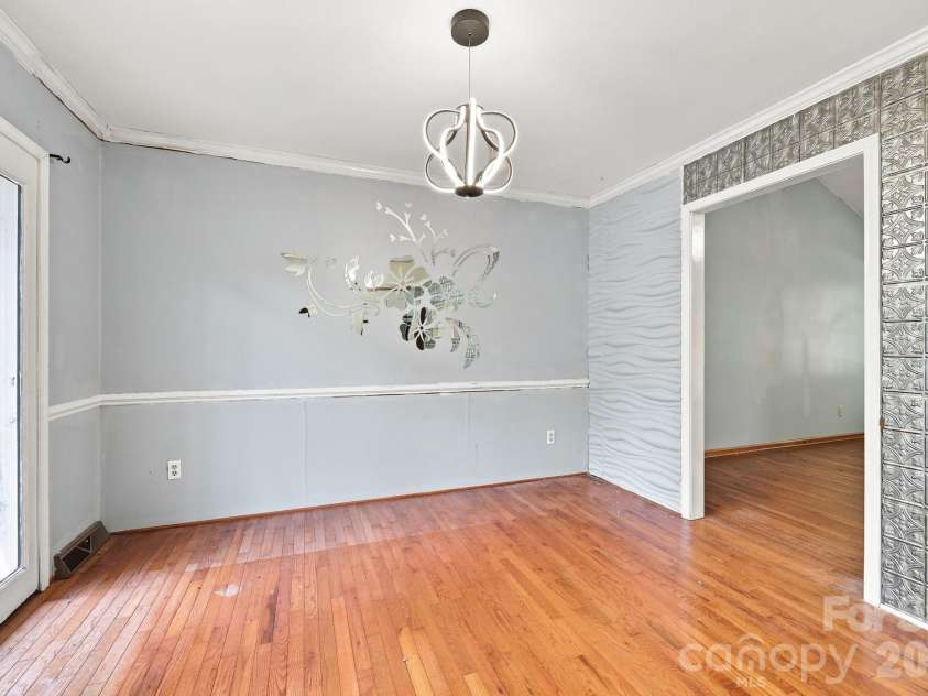 3707 Welcome Arcadia Road, Lexington, NC 27295.  MLS# CAR4417014, YatesRealty ID 45998. 