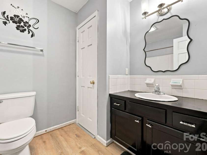 3707 Welcome Arcadia Road, Lexington, NC 27295.  MLS# CAR4417014, YatesRealty ID 45998. 
