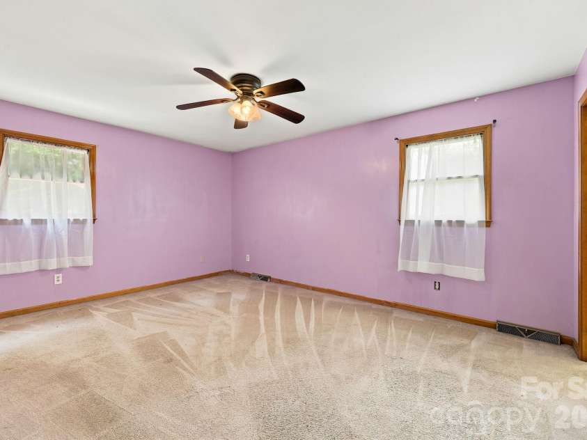 3707 Welcome Arcadia Road, Lexington, NC 27295.  MLS# CAR4417014, YatesRealty ID 45998. 