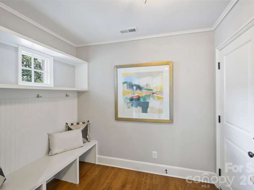 3942 Barclay Downs Drive, Charlotte, NC 28209.  MLS# CAR4409460, YatesRealty ID 45999. 