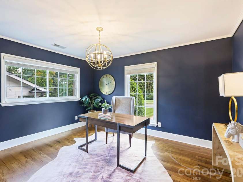 3942 Barclay Downs Drive, Charlotte, NC 28209.  MLS# CAR4409460, YatesRealty ID 45999. 