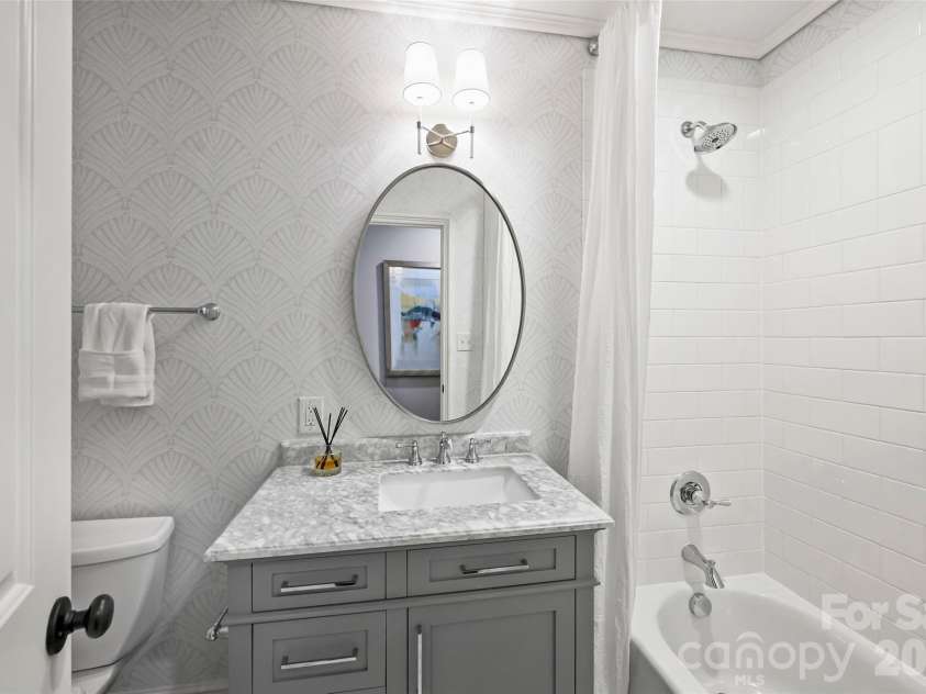 3942 Barclay Downs Drive, Charlotte, NC 28209.  MLS# CAR4409460, YatesRealty ID 45999. 