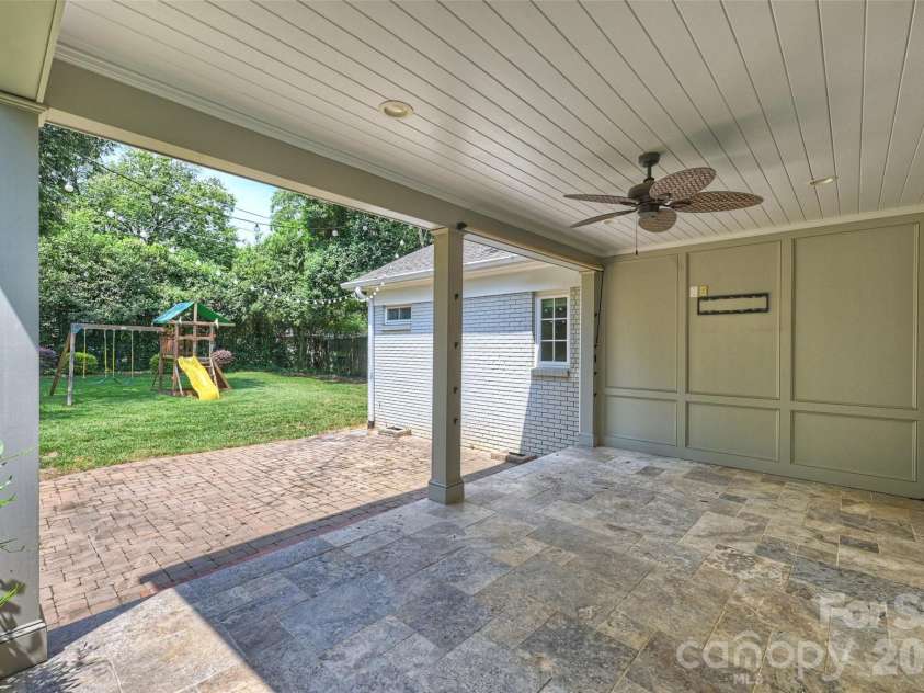 3942 Barclay Downs Drive, Charlotte, NC 28209.  MLS# CAR4409460, YatesRealty ID 45999. 