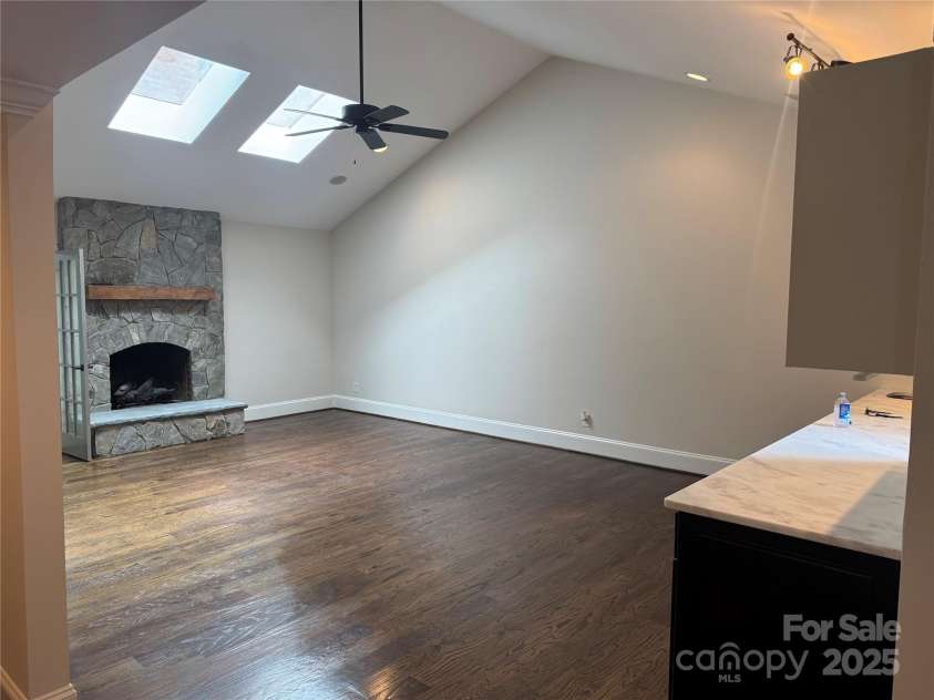 4909 Torrey Pines Court, Charlotte, NC 28226.  MLS# CAR4284066, YatesRealty ID 46. Family Room