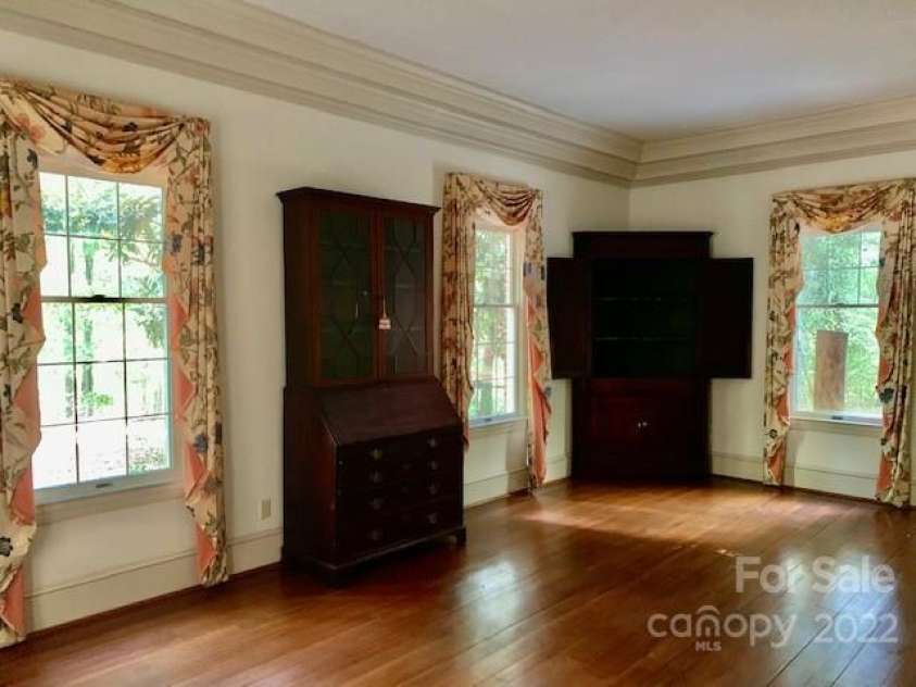 298 Shadowbrooke Lane, Mooresville, NC 28117.  MLS# CAR3753279, YatesRealty ID 460. 