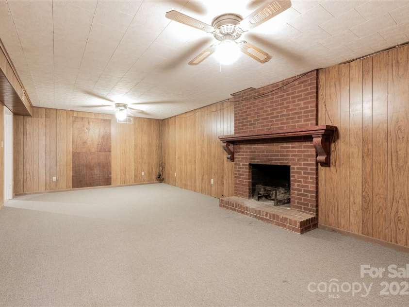 466 Shiloh Church Road, Hickory, NC 28601.  MLS# CAR4260582, YatesRealty ID 460. 