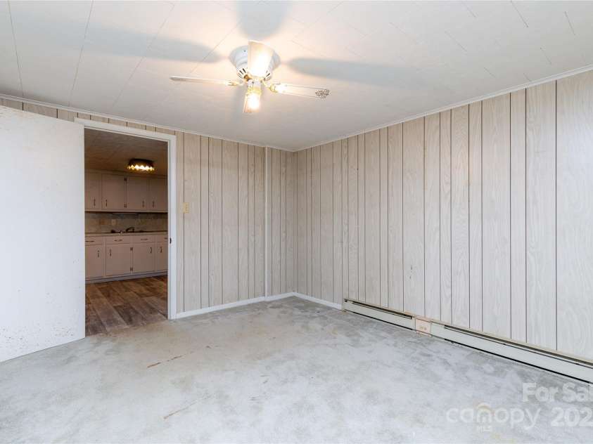 466 Shiloh Church Road, Hickory, NC 28601.  MLS# CAR4260582, YatesRealty ID 460. 