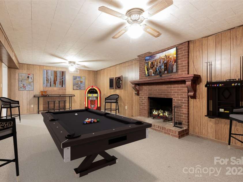 466 Shiloh Church Road, Hickory, NC 28601.  MLS# CAR4260582, YatesRealty ID 460. Virtual staging