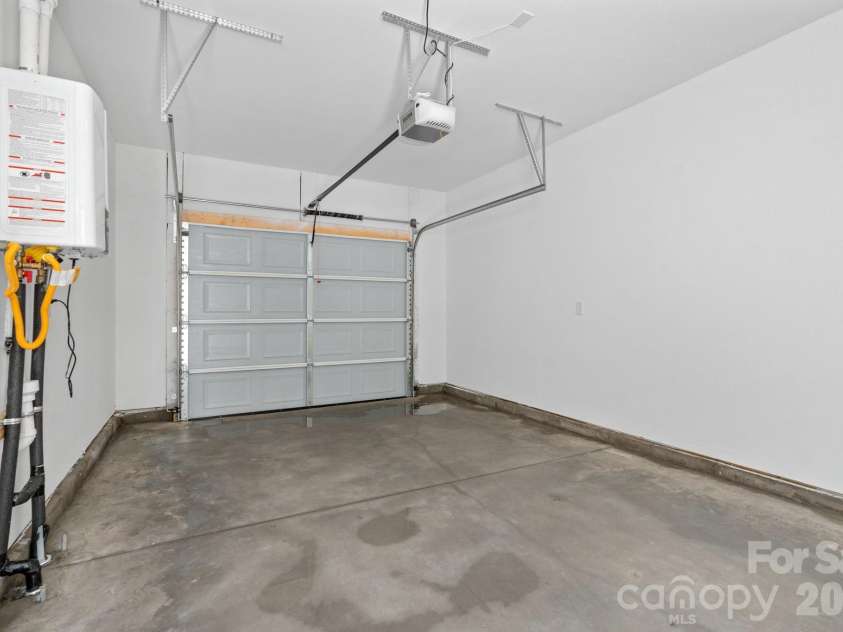 135 Cherry Springs Lane, Asheville, NC 28804.  MLS# CAR4336896, YatesRealty ID 4600. 