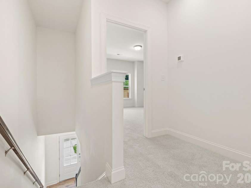 135 Cherry Springs Lane, Asheville, NC 28804.  MLS# CAR4336896, YatesRealty ID 4600. 