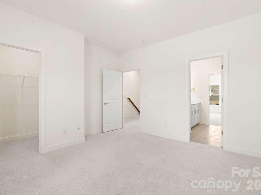 135 Cherry Springs Lane, Asheville, NC 28804.  MLS# CAR4336896, YatesRealty ID 4600. 
