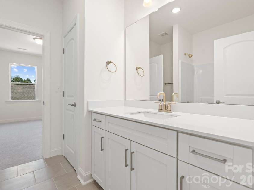 135 Cherry Springs Lane, Asheville, NC 28804.  MLS# CAR4336896, YatesRealty ID 4600. 