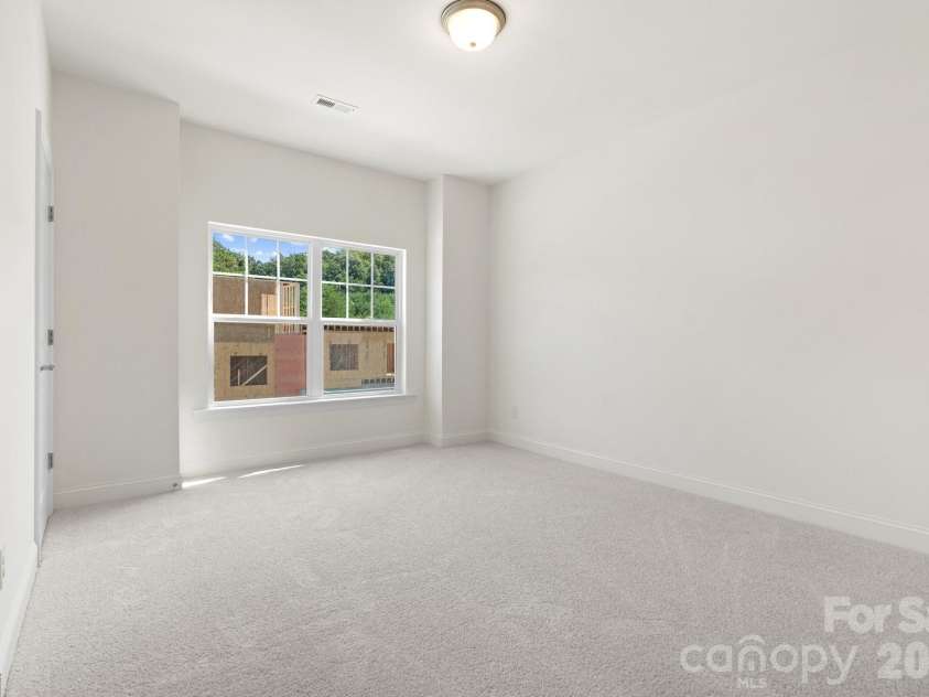 135 Cherry Springs Lane, Asheville, NC 28804.  MLS# CAR4336896, YatesRealty ID 4600. 