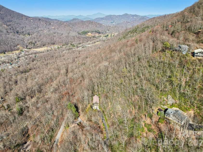 821 Summit Drive, Maggie Valley, NC 28751.  MLS# CAR4225220, YatesRealty ID 4600. 