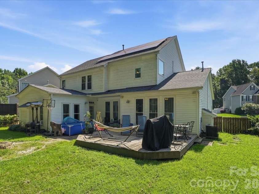 14043 Hatton Cross Drive, Charlotte, NC 28278.  MLS# CAR4417015, YatesRealty ID 46003. 