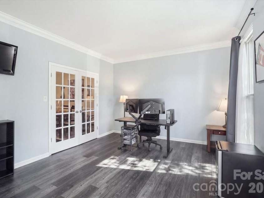 14043 Hatton Cross Drive, Charlotte, NC 28278.  MLS# CAR4417015, YatesRealty ID 46003. 