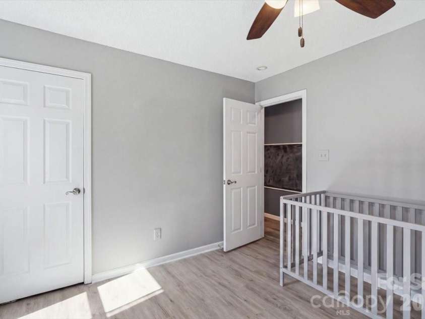 14043 Hatton Cross Drive, Charlotte, NC 28278.  MLS# CAR4417015, YatesRealty ID 46003. 