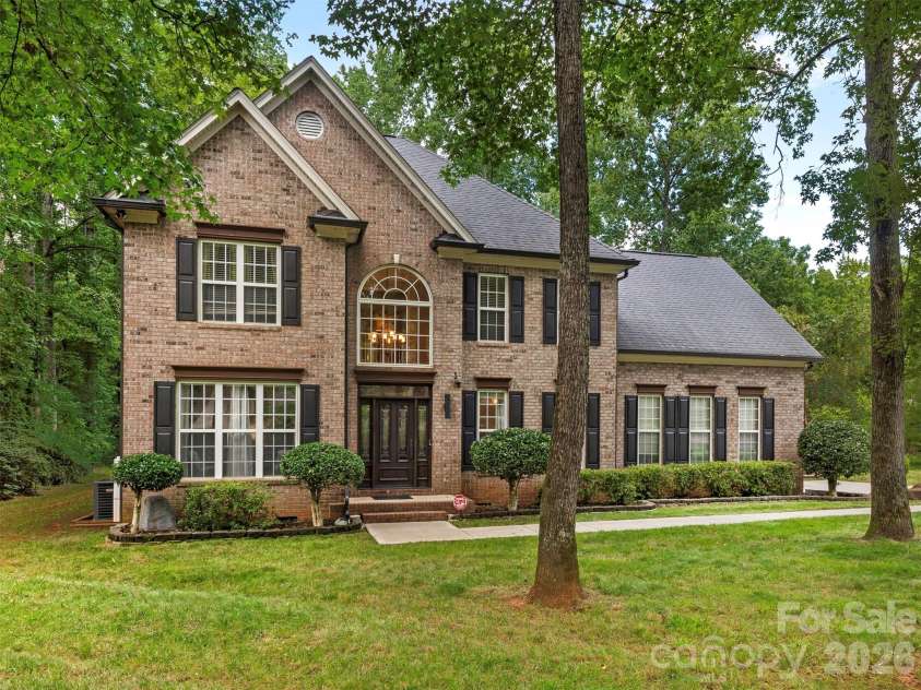 5600 Crown Hill Drive, Mint Hill, NC 28227.  MLS# CAR4416907, YatesRealty ID 46004. 