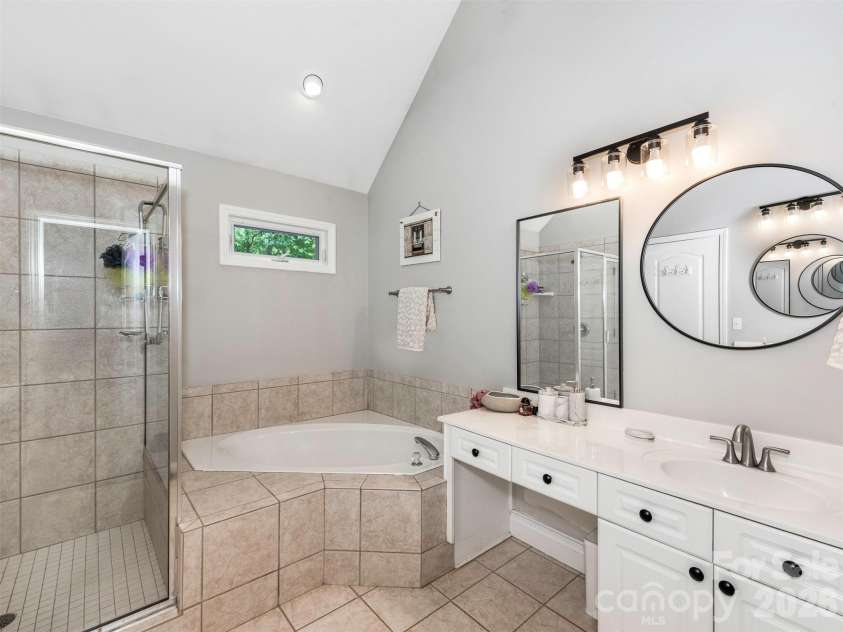 5600 Crown Hill Drive, Mint Hill, NC 28227.  MLS# CAR4416907, YatesRealty ID 46004. 