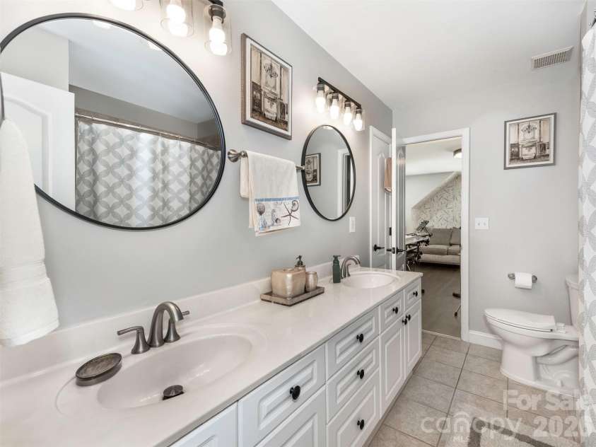 5600 Crown Hill Drive, Mint Hill, NC 28227.  MLS# CAR4416907, YatesRealty ID 46004. 