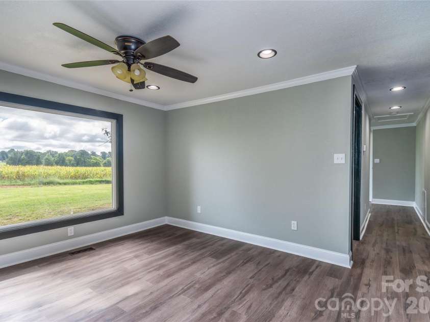 251 Beulah Road, Statesville, NC 28677.  MLS# CAR4416828, YatesRealty ID 46005. 