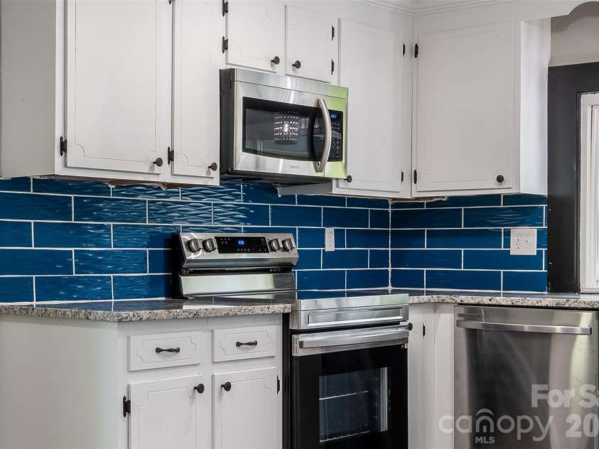 251 Beulah Road, Statesville, NC 28677.  MLS# CAR4416828, YatesRealty ID 46005. 