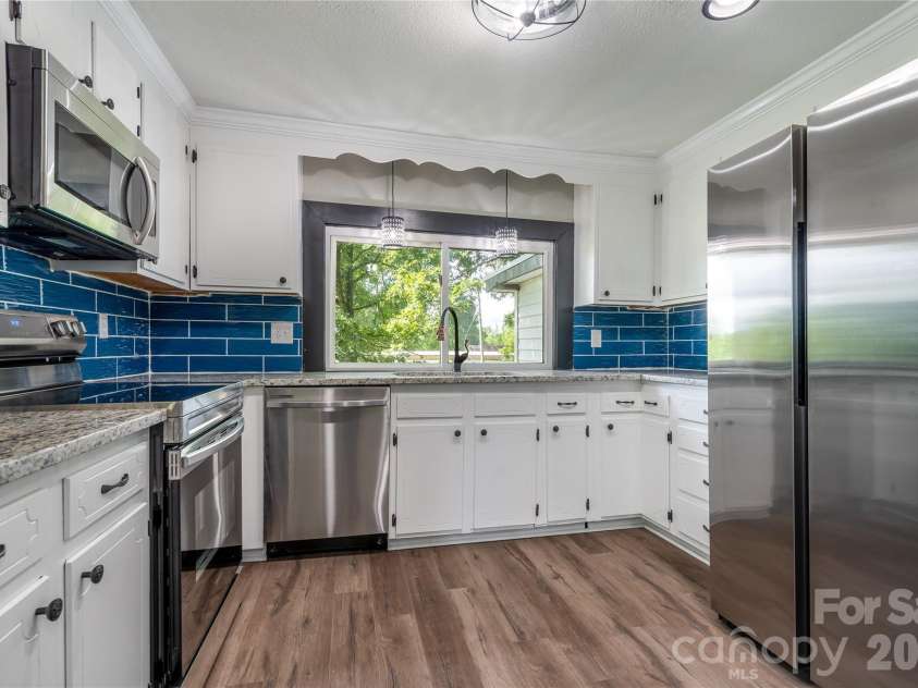 251 Beulah Road, Statesville, NC 28677.  MLS# CAR4416828, YatesRealty ID 46005. 