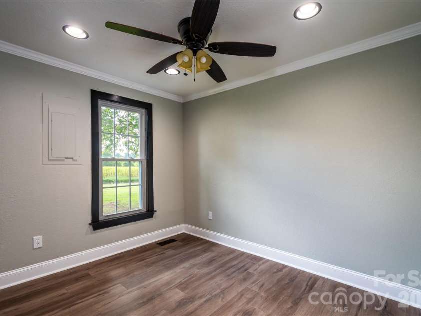 251 Beulah Road, Statesville, NC 28677.  MLS# CAR4416828, YatesRealty ID 46005. 