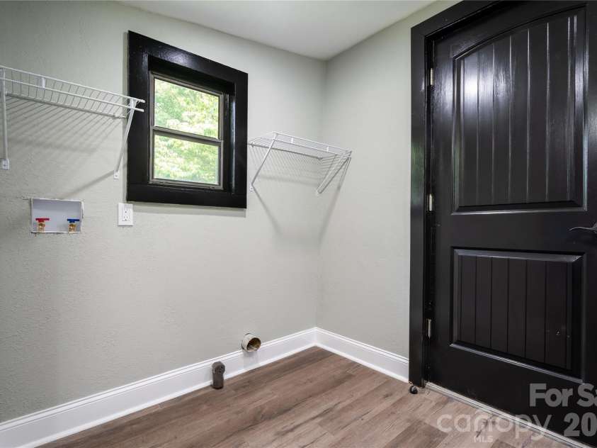 251 Beulah Road, Statesville, NC 28677.  MLS# CAR4416828, YatesRealty ID 46005. 