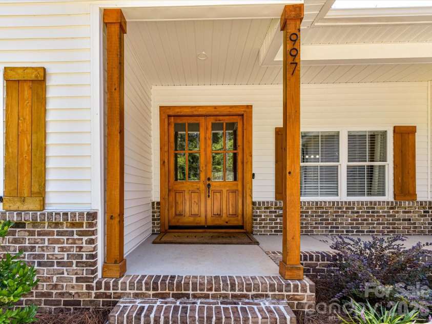 997 Skyland Drive, Mount Pleasant, NC 28124.  MLS# CAR4415524, YatesRealty ID 46007. 
