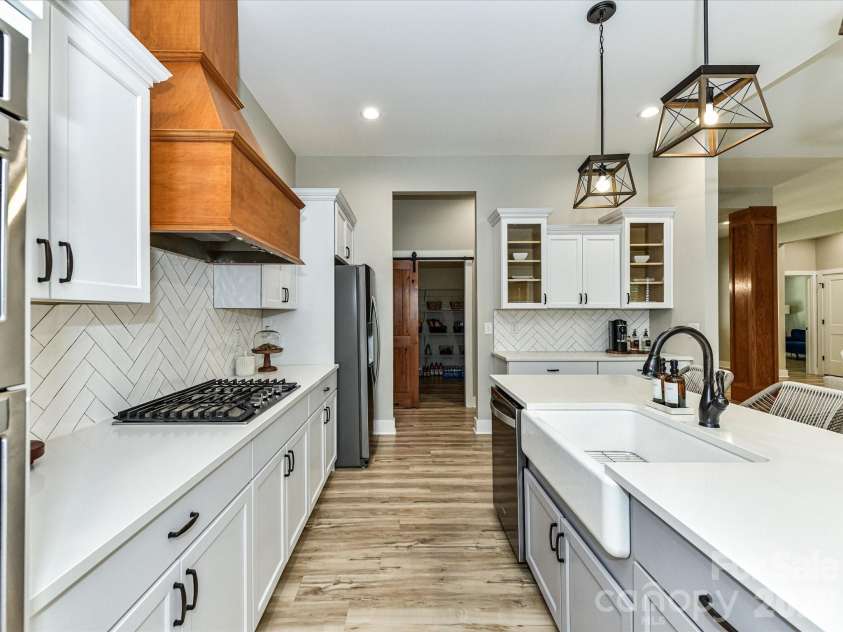 997 Skyland Drive, Mount Pleasant, NC 28124.  MLS# CAR4415524, YatesRealty ID 46007. 