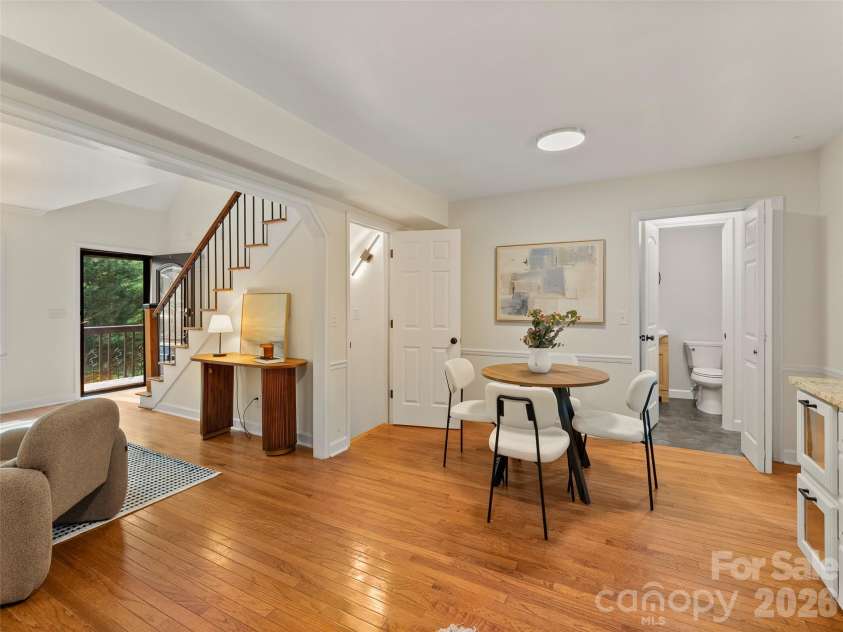 28 Marne Road, Asheville, NC 28803.  MLS# CAR4417018, YatesRealty ID 46009. 