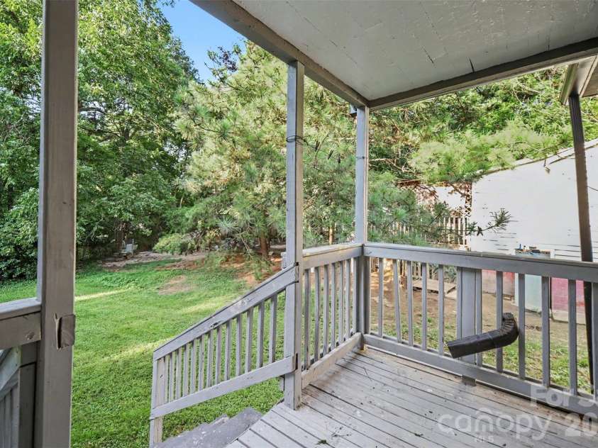 1909 Marshall Avenue, Gastonia, NC 28052.  MLS# CAR4416194, YatesRealty ID 46010. 