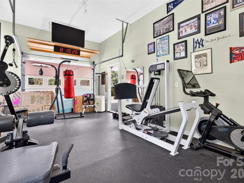 153 Folkstone Road, Mooresville, NC 28117.  MLS# CAR4416757, YatesRealty ID 46012. 