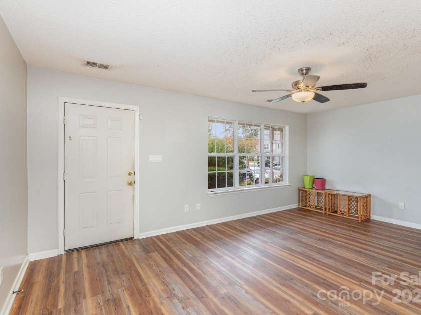 7519 Petrea Lane, Charlotte, NC 28227.  MLS# CAR4306785, YatesRealty ID 46012. 