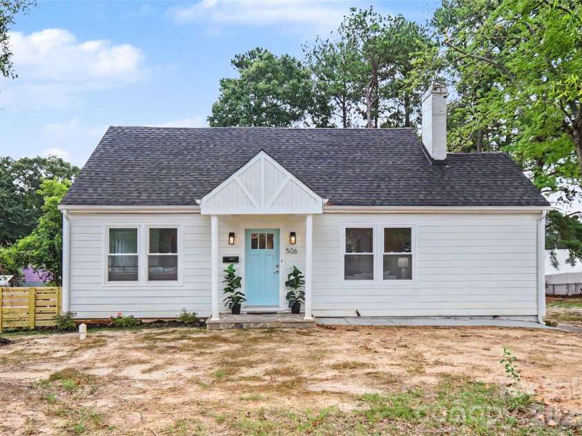 506 Linwood Road, Gastonia, NC 28052.  MLS# CAR4406740, YatesRealty ID 46014. 