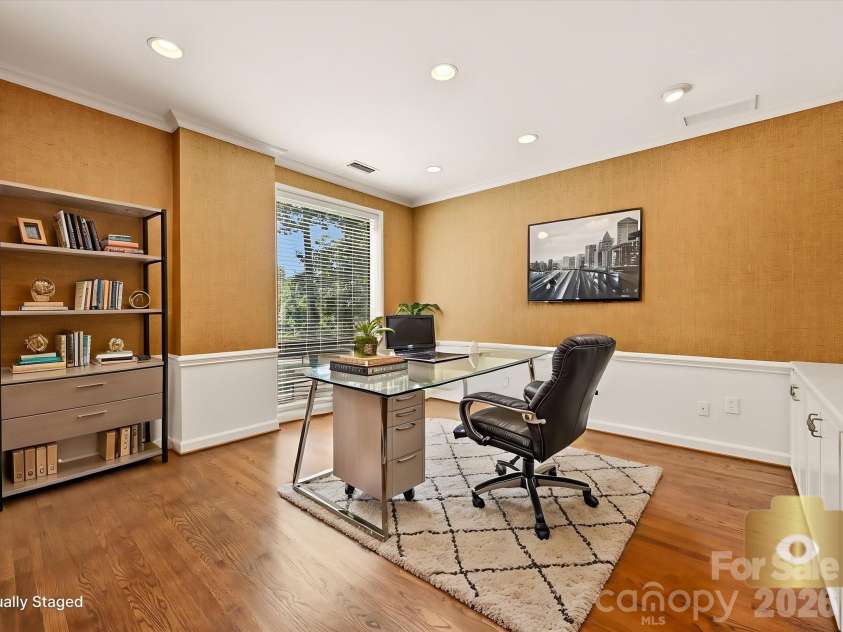 806 Cherokee Road, Charlotte, NC 28207.  MLS# CAR4415796, YatesRealty ID 46018. Virtually staged den