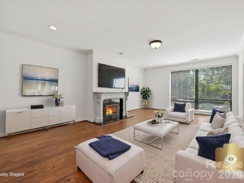 806 Cherokee Road, Charlotte, NC 28207.  MLS# CAR4415796, YatesRealty ID 46018. Virtually staged living room