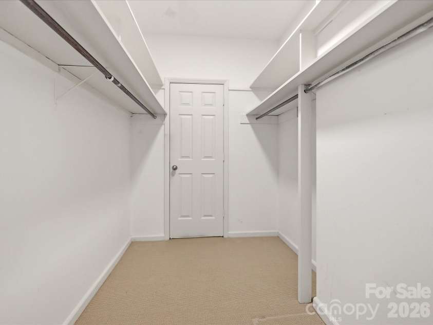 806 Cherokee Road, Charlotte, NC 28207.  MLS# CAR4415796, YatesRealty ID 46018. Walk-in closet in third bedroom.
