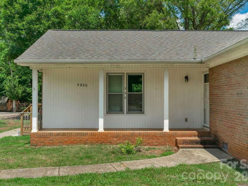 9800 Ordway Court, Charlotte, NC 28270.  MLS# CAR4405798, YatesRealty ID 46019. 
