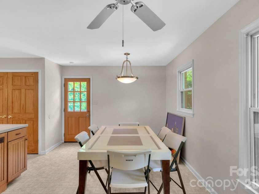9800 Ordway Court, Charlotte, NC 28270.  MLS# CAR4405798, YatesRealty ID 46019. 