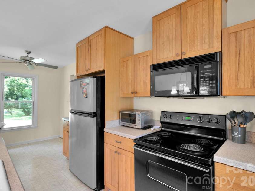 9800 Ordway Court, Charlotte, NC 28270.  MLS# CAR4405798, YatesRealty ID 46019. 