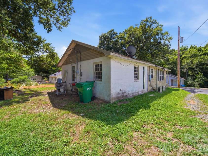 439 Richardson Street, Albemarle, NC 28001.  MLS# CAR4417020, YatesRealty ID 46020. 
