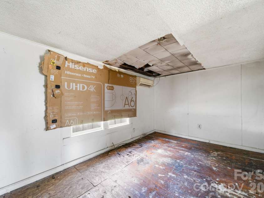 439 Richardson Street, Albemarle, NC 28001.  MLS# CAR4417020, YatesRealty ID 46020. 
