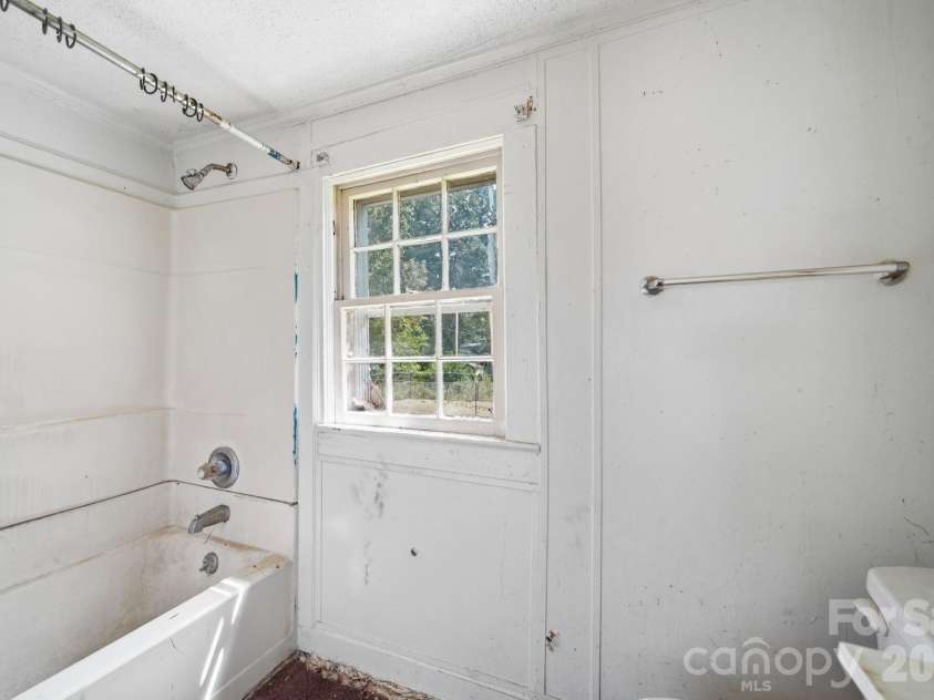 439 Richardson Street, Albemarle, NC 28001.  MLS# CAR4417020, YatesRealty ID 46020. 